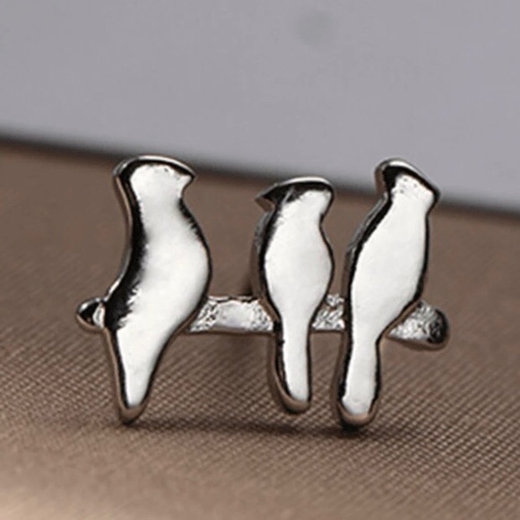 “Three Birds on a Branch” 925 Sterling Silver Friends Family Nature Hippie Studs - Picture 7 of 8